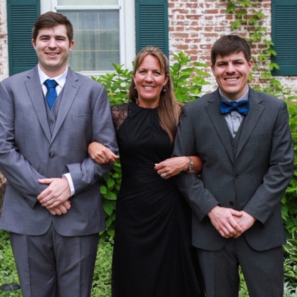 Meet your Posher, Julie - Picture 10 of 14